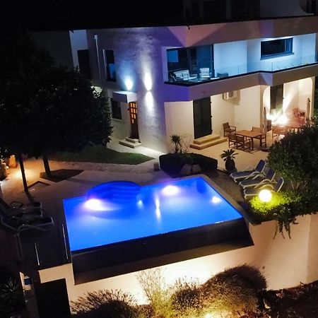 Apartments Lovic 洛克瓦罗戈兹尼察 外观 照片